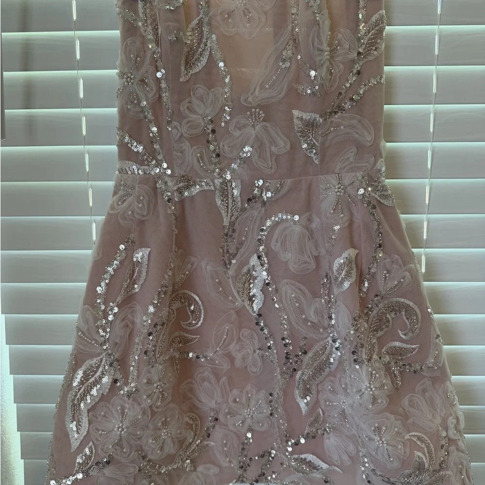 Elegant Sequin Embellished Mini Dress - Picture 1 of 5